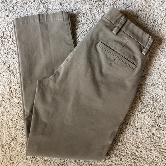 alpha khaki slim tapered dockers